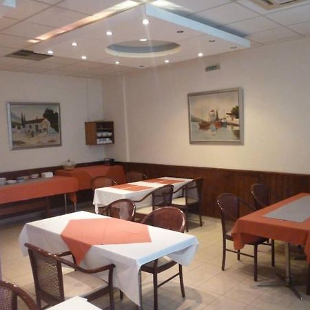 Hotel Korinthos Zewnętrze zdjęcie